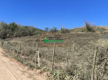 Terreno · 300m² · Terreno à venda - em Tiradentes