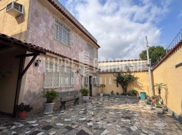Casa · 218m² · 4 Quartos · 4 Vagas · Casa para venda em Vaz Lobo de 218.00m² com 4 Quartos, 1 Suite e 4 Garagens
