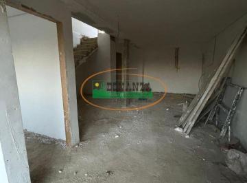 Casa · 240m² · 3 Quartos · Casa à venda - em Iporanga