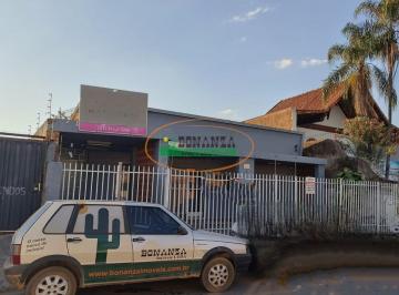 Casa · 3 Quartos · Casa à venda - no Centro
