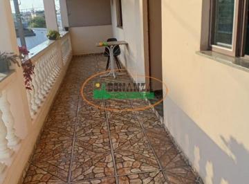 Casa · 180m² · 4 Quartos · Casa à venda - no Centro