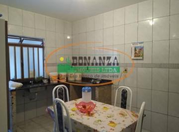 Casa · 240m² · 3 Quartos · Casa à venda - em Rochedo