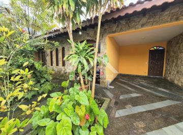 Casa · 350m² · 4 Quartos · 2 Vagas · Casa à venda em Peruíbe á 400 metros da praia, no bairro São João Batista 350m²