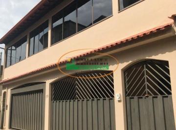 Casa · 360m² · 3 Quartos · Casa à venda - em Queluz