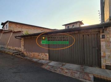 Casa · 347m² · 4 Quartos · Casa à venda - em Mariana