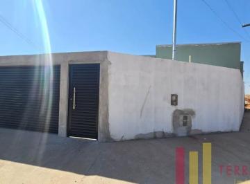 FACHADA · Casa - Uruaçu