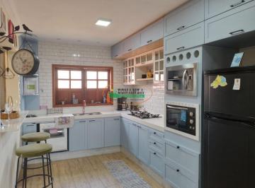 Casa · 90m² · 3 Quartos · Casa para aluguel - no Centro