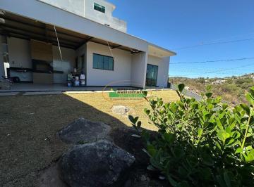Casa · 152m² · 3 Quartos · Casa à venda - em Dona Luizinha