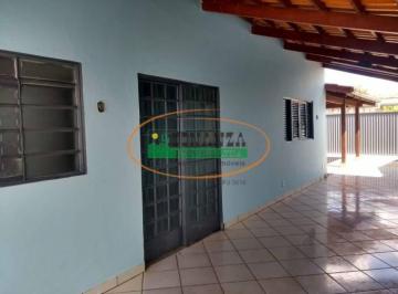 Casa · 360m² · 3 Quartos · Casa à venda - em Paracatu