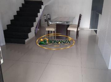 Casa · 207m² · 3 Quartos · Casa à venda - em Dona Rosarinha