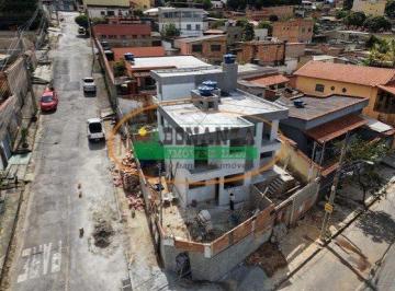 Casa · 141m² · 3 Quartos · Casa à venda - em Letícia