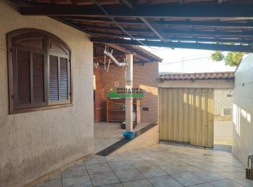 Casa · 200m² · 4 Quartos · Casa para aluguel - em Ouro Branco