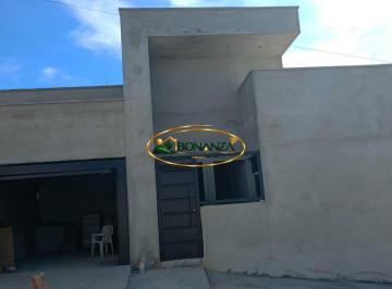 Casa · 125m² · 3 Quartos · Casa à venda - na Vila Brasil