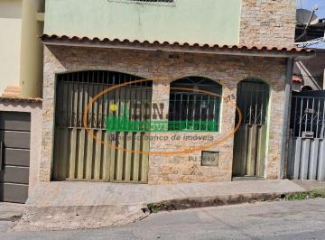 Casa · 182m² · 6 Quartos · Casa à venda - na Cachoeira