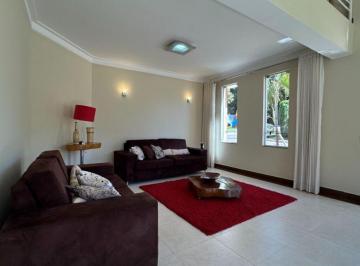 Casa de 5 quartos, Águas Claras · CASA ALTO PADRÃO VEREDA DA CRUZ ARNIQUEIRAS 5 QUARTOS PERMUTA LOTE DE 1.800M² PISCINA ÁREA GOURMET