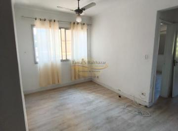 Apartamento · 57m² · 2 Quartos · 1 Vaga · Apartamento bem conservado, no Bairro Saboó em Santos/SP.
