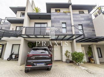 Casa · 135m² · 3 Quartos · 2 Vagas · Sobrado triplex á venda em condomínio fechado, com