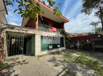 Casa · 160m² · 6 Quartos · 5 Vagas · Casa em rua aberta disponível para locação residencial e comercial em Vila Congonhas/SP.