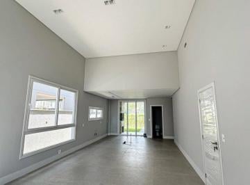 img1 · Casa ampla e nova no bairro Pedra Branca em Palhoça