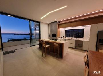 img1 · Casa ampla com 3 suites e vista mar em Florianópolis