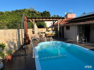 img1 · Casa excelente com 3 dormitórios e 1 suíte na Enseada de Brito.