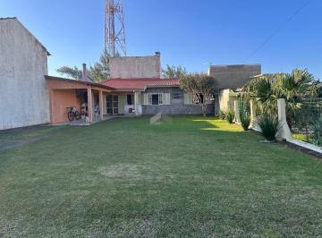 Casa · 68m² · 2 Quartos · 1 Vaga · Casa 2 dormitorios para Venda em Cidreira-RS