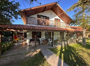 Casa · 170m² · 4 Quartos · 1 Vaga · Casa a Venda no Lagoa Country Club com Vista para Lagoa, Cidreira-RS