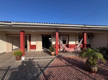 Casa · 168m² · 4 Quartos · Casa + anexo com 4 dormitorios para venda no Centro de Cidreira/RS