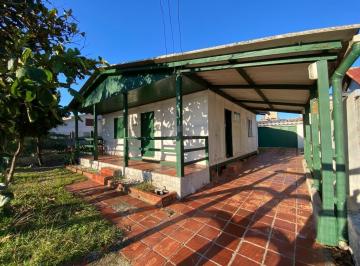 Casa · 187m² · 4 Quartos · 1 Vaga · Casa 4 Dormitorios para Venda em Cidreira | Diego Imoveis |