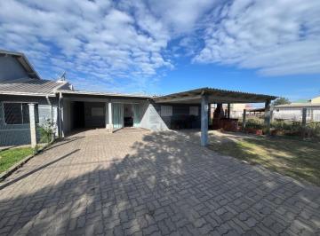 Casa · 160m² · 5 Quartos · 2 Vagas · Casa com 5 dormitorios para Venda em Cidreira | Diego Imoveis | 431