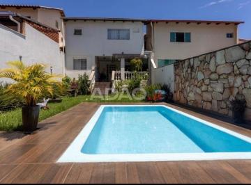 imagem-1 · Vendo casa sobrado em Vila Brasília- Aparecida de Goiânia  Casa em Condomínio com 5 Quarto(s) à Vend