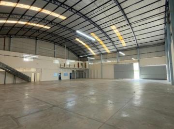 Comercial · 1180m² · 10 Vagas · Barracão para alugar em Londrina, Tarobá, com 1180 m²