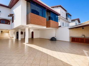 Casa · 220m² · 3 Quartos · 8 Vagas · Casa à venda e locação no Jardim da Fonte, Jundiaí