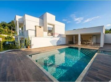 Casa · 180m² · 4 Quartos · 2 Vagas · Casa incrível em condomínio no Parque do Imbuí | Natureza e qualidade de vida | Teresópolis
