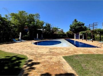 Casa · 284m² · 4 Quartos · 4 Vagas · Casa com 4 suítes à venda na Praia da Baleia no Condomínio Baleia Azul a 50 metros da praia.