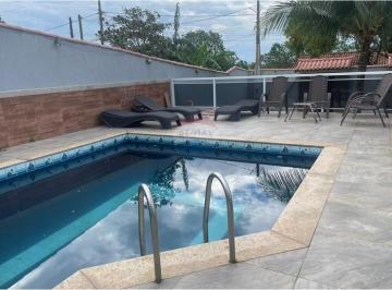 Casa · 270m² · 4 Quartos · 4 Vagas · Casa com Piscina na Rasa