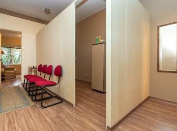 Casa · 42m² · 1 Quarto · Sala Comercial em Petrópolis