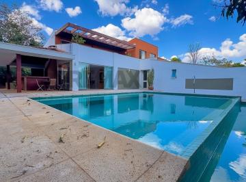 Casa · 847m² · 4 Quartos · 2 Vagas · Casa no Lago Norte