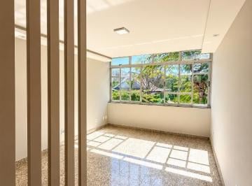 Apartamento · 120m² · 3 Quartos · Apartamento na SQS 404 - Reformado