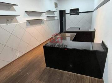 Comercial · Imóvel Comercial para Aluguel no Centro de Itaúna com 2 Banheiros