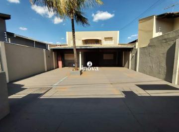 Casa · 210m² · 3 Quartos · 6 Vagas · Casa para locação, bairro Jardim Alvorada 