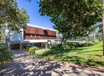 Casa · 669m² · 4 Quartos · 8 Vagas · Casa à venda no Residencial Aldeia do Vale com 4 suítes e 669 m², em Goiânia