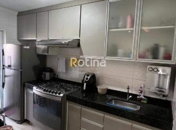 Apartamento · 67m² · 2 Quartos · 1 Vaga · Apartamento residencial de 2 quartos à venda no Presidente Roosevelt, em Uberlândia