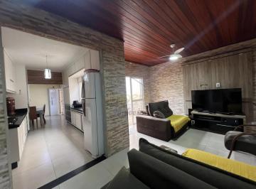 Casa · 200m² · 3 Quartos · 3 Vagas · Casa térrea à venda, com 3 quartos (2 suítes), 3 vagas no bairro Tatetuba - São José dos Campos/SP