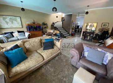 Casa · 300m² · 3 Quartos · 4 Vagas · Casa Sobrado em São José dos Campos
