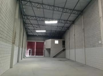 Comercial · 350m² · 4 Vagas · Galpão comercial para locação, 350m² no bairro Vila Metalúrgica - Santo André/SP