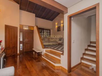 Casa · 170m² · 3 Quartos · 2 Vagas · Uma verdadeira casa de boneca, assinada pelo bom gosto.