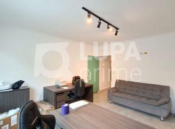 Casa · 247m² · CASA COMERCIAL COM 4 SALAS 247m²