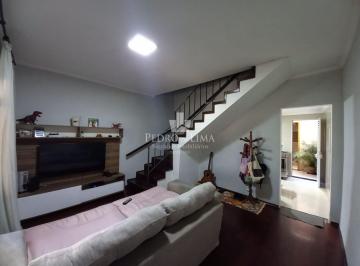 Casa · 65m² · 2 Quartos · 1 Vaga · Oportunidade! Sobrado a Venda em Avenida Principal da Vila Rio Branco com 65m²