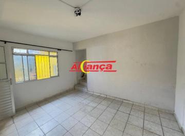 Casa · 100m² · 3 Quartos · 2 Vagas · Casa 100m², com 3 quartos, 3 vagas de garagem à Locação no Gopoúva